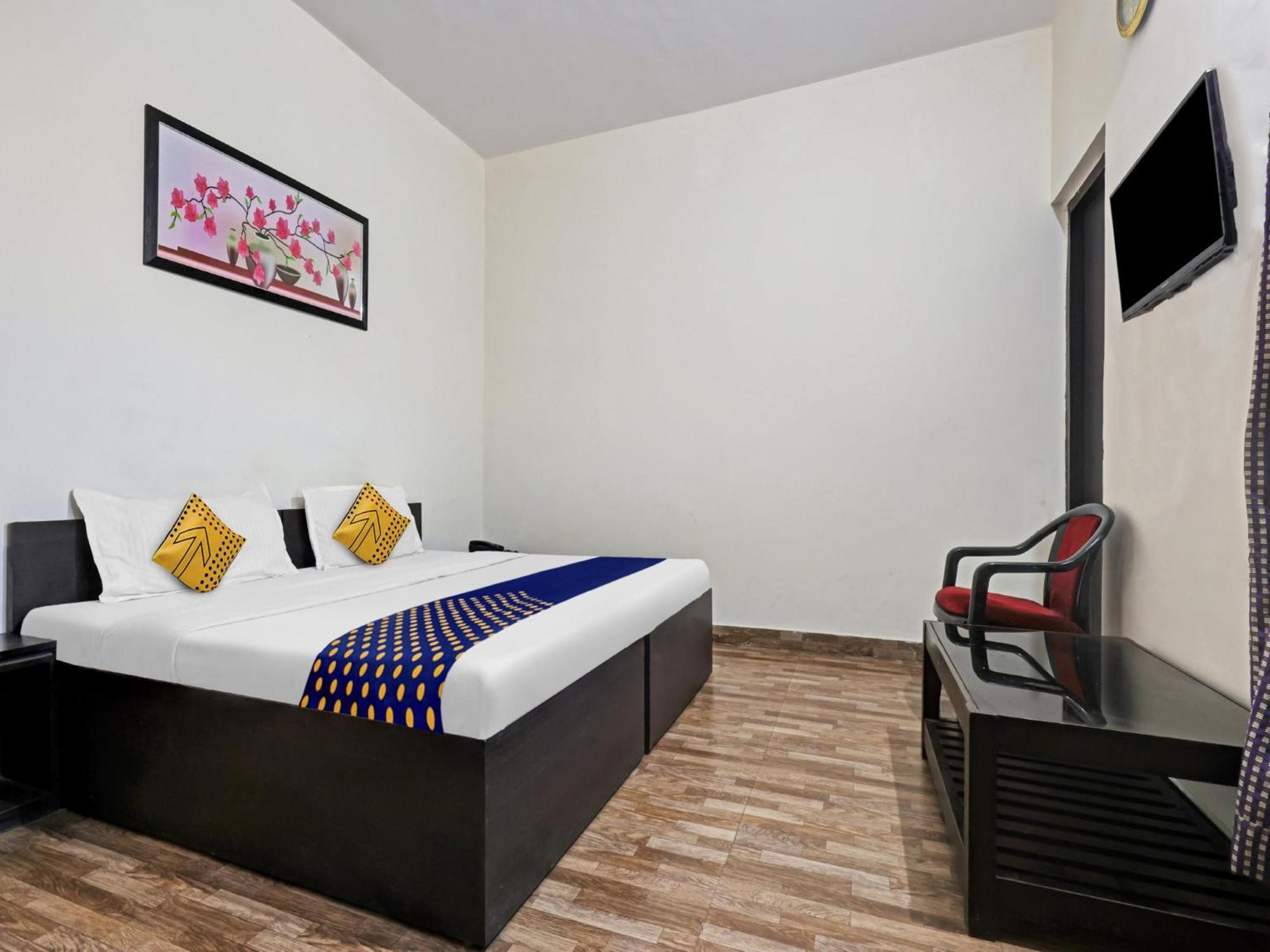 Spot On 81167 Hotel Asdr Rudrapur Esterno foto