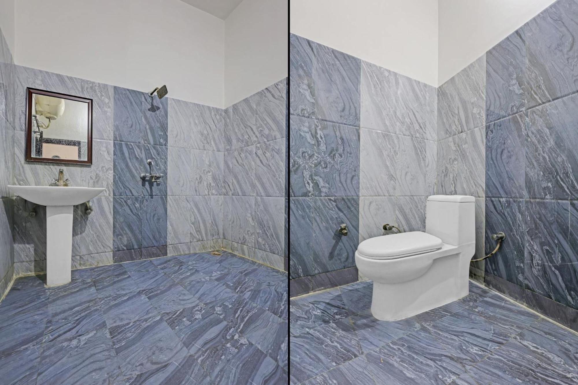 Spot On 81167 Hotel Asdr Rudrapur Esterno foto