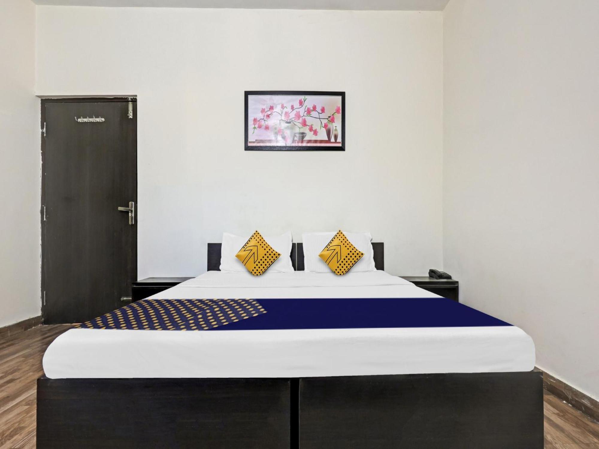 Spot On 81167 Hotel Asdr Rudrapur Esterno foto