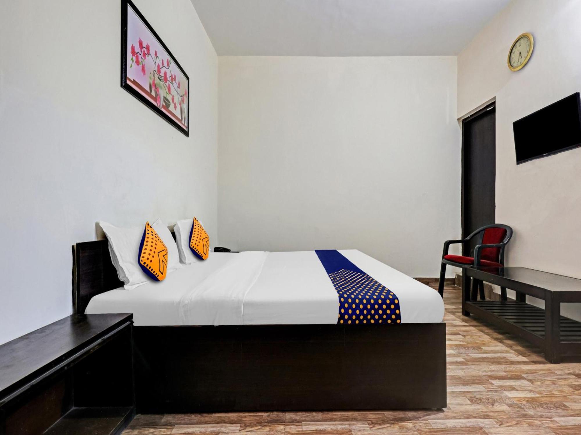 Spot On 81167 Hotel Asdr Rudrapur Esterno foto